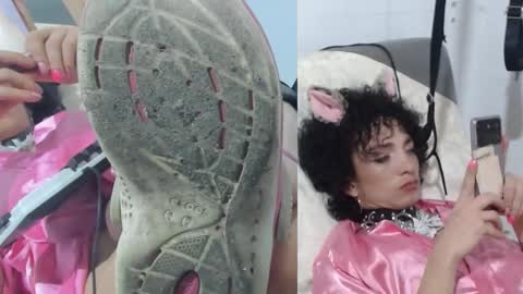 afroditacute16 online show from January 11, 2:17 am