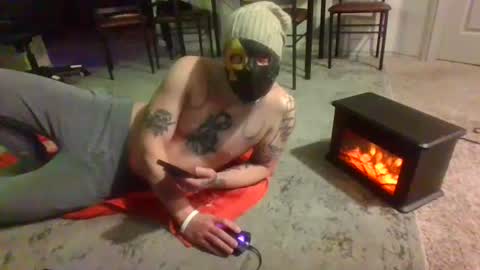 Snapshot of afterhourg chatting on December 7, 11:18 pm afterhourg online show from December 7, 11:18 pm