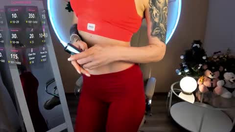 Agata online show from December 14, 1:39 pm