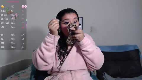 Snapshot of agata_c chatting on October 8, 2:40 am Agatha online show from October 8, 2:40 am