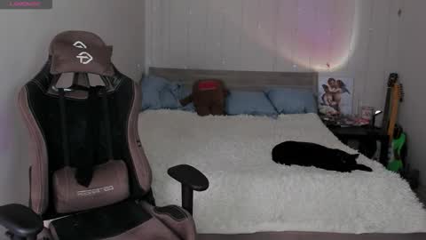 Eva online show from November 27, 5:48 am