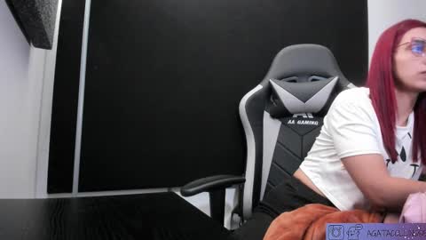 Agata Collinss online show from February 26, 9:18 pm