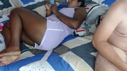 independent model online show from March 6, 8:09 am