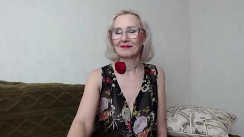 Snapshot of agatha_moore_ chatting on February 2, 11:07 am Agatha online show from February 2, 11:07 am