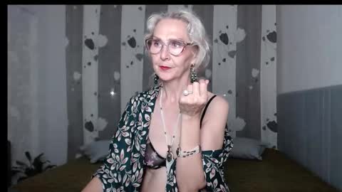 Snapshot of agatha_moore_ chatting on September 27, 1:09 pm Agatha online show from September 27, 1:09 pm
