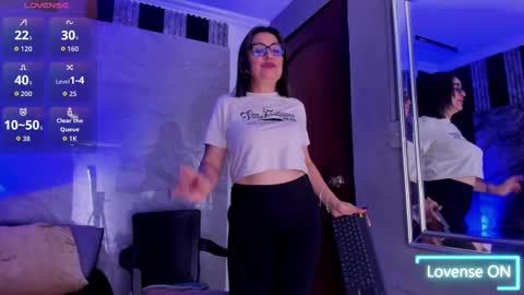 Snapshot of agatha_pleasure chatting on October 8, 12:11 pm agatha_pleasure online show from October 8, 12:11 pm
