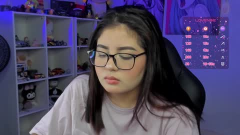 Cat online show from December 3, 8:11 am