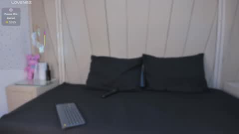 Snapshot of agatha_steel20 chatting on September 30, 8:08 pm Agatha Steel online show from September 30, 8:08 pm