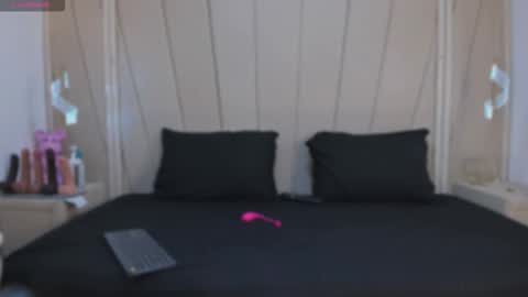 Snapshot of agatha_steel20 chatting on October 21, 8:45 pm Agatha Steel online show from October 21, 8:45 pm
