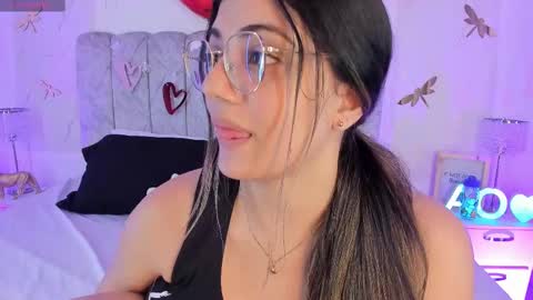 Snapshot of agathaowens chatting on February 20, 8:39 am Agatha Owens online show from February 20, 8:39 am