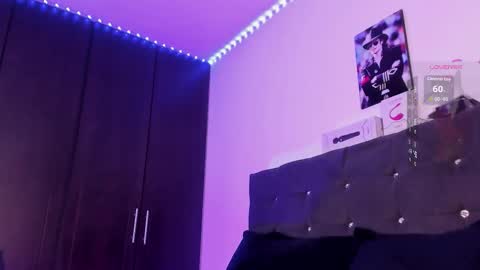 Maggie   online show from February 18, 1:05 am