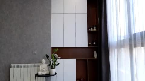 agnessi_ online show from February 13, 9:20 am