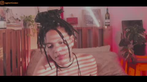 agnetism online show from December 8, 10:03 pm