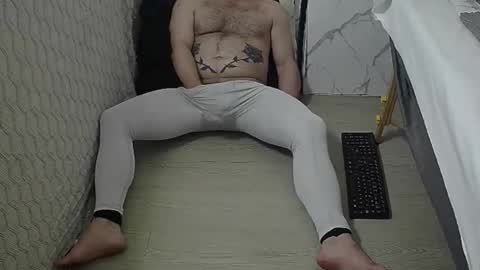 agpboy online show from April 22, 10:33 am