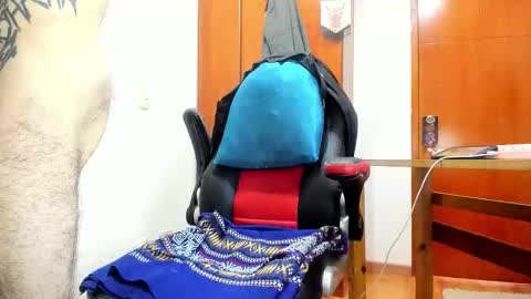 Agustin online show from September 13, 7:05 pm