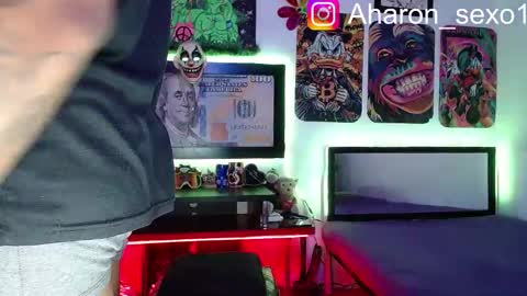 Snapshot of aharon_sexo1 chatting on March 9, 11:56 pm Aharon Zamora online show from March 9, 11:56 pm