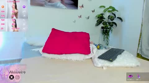 Snapshot of ahinovi_ chatting on October 3, 11:35 pm Ahinovi online show from October 3, 11:35 pm