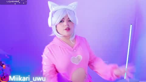 Ahri help me get to 100  online show from April 14, 4:16 am