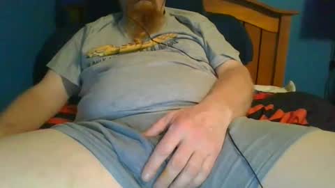 hrnycummer online show from December 17, 5:47 am