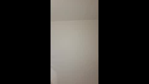 ahzakks1 online show from April 24, 2:02 am