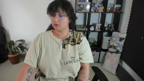 Snapshot of aikadreams chatting on February 8, 1:44 pm Catalina online show from February 8, 1:44 pm