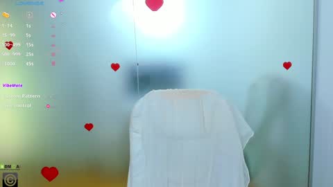 Allie  online show from November 17, 9:01 am