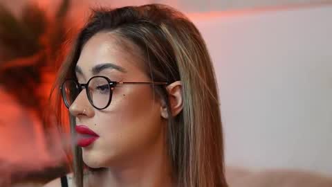  Aileen  online show from April 1, 8:39 pm