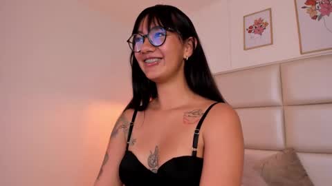 Snapshot of aily_yozuko chatting on March 11, 7:14 am Aily Yozuko online show from March 11, 7:14 am