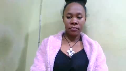 aimee982179 online show from June 9, 2:33 am