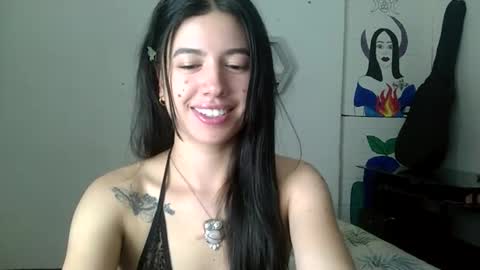 J  online show from March 13, 9:07 pm