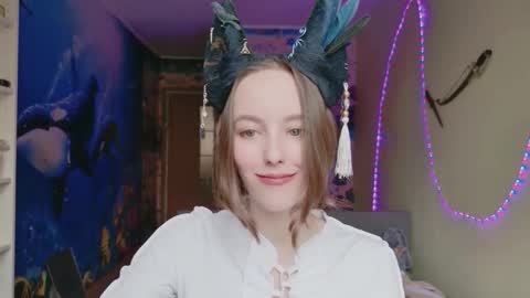 Diva Aira of the Ethereal Fairies online show from September 25, 8:21 am