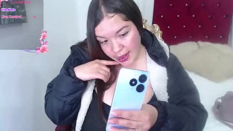 Snapshot of aisha_beneth chatting on September 9, 7:36 pm online show from September 9, 7:36 pm