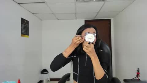 aisha_hotts777 online show from February 10, 4:04 am