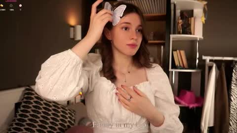 Aliza online show from November 5, 1:18 am