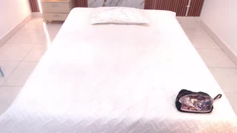 AIXA  online show from November 6, 12:19 pm