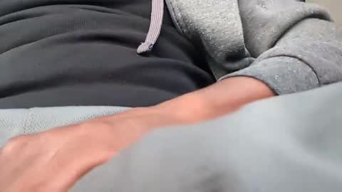 aj297914 online show from September 13, 11:45 am