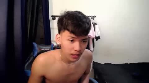 aj_daksxx online show from March 17, 3:39 pm