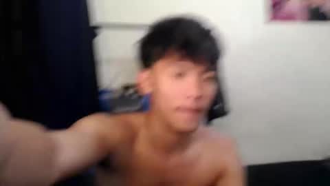 aj_daksxx online show from April 19, 1:45 pm