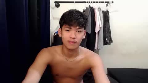 aj_daksxx online show from April 7, 5:37 pm