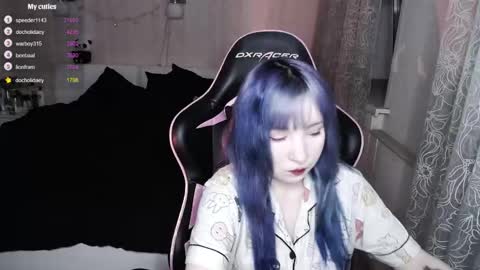 akirahartyx online show from March 27, 4:41 pm