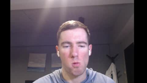 Snapshot of al3xzanderth3gr3at chatting on February 22, 12:40 pm Alex online show from February 22, 12:40 pm