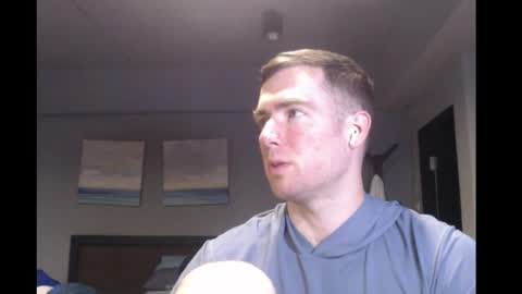 Snapshot of al3xzanderth3gr3at chatting on February 21, 7:32 pm Alex online show from February 21, 7:32 pm