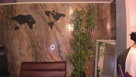 ALAHIA online show from March 25, 5:42 pm