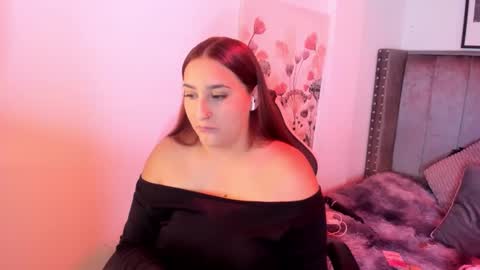 Alaia Carter online show from October 22, 3:31 am