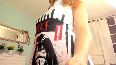 Snapshot of alaia_greyy chatting on February 1, 2:13 pm Alaia online show from February 1, 2:13 pm