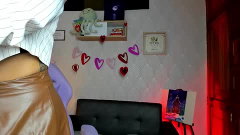 Alaia online show from February 22, 11:07 pm