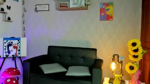 Alaia online show from April 18, 10:43 pm