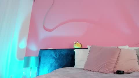 Alaia online show from October 17, 12:42 pm