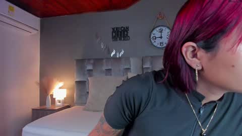 Snapshot of alaiarogers chatting on March 6, 11:36 am Alaia online show from March 6, 11:36 am