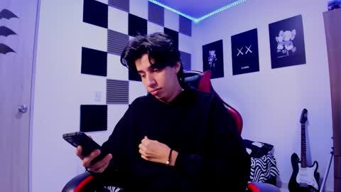 Alan Boy online show from November 17, 2:08 pm